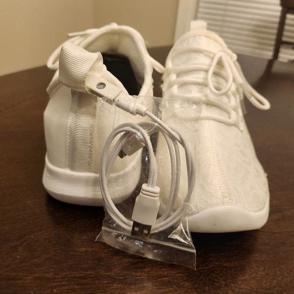 Amazon lighted shoes - Picture 4 of 4